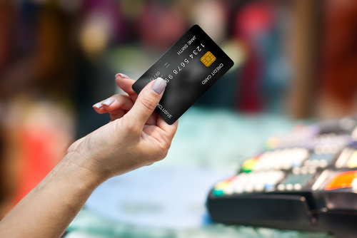 Kreditkarte muss beim Bezahlen gültig sein 